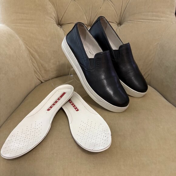 Auth PRADA SPORT Women's Linea Rossa Navy Leather Slip-on Sneakers - Picture 4 of 7